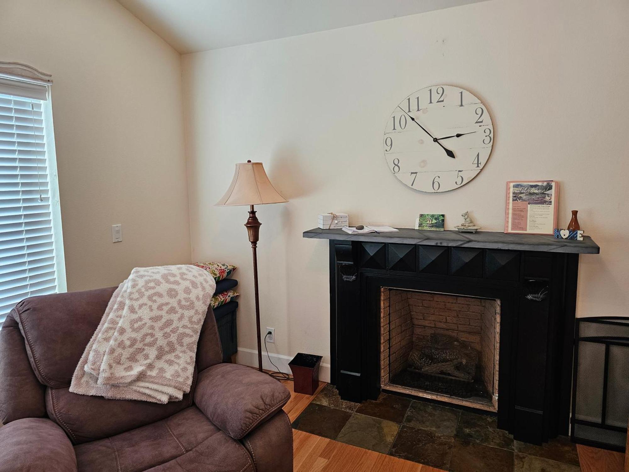 Charming, Private In * Myrtle Creek